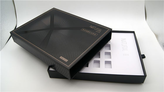 Cajas de regalo cosméticas blancas negras personalizadas del cajón con EVA Tray