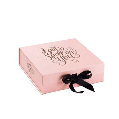 Cajas de embalaje del regalo rosado de CMYK con la cinta