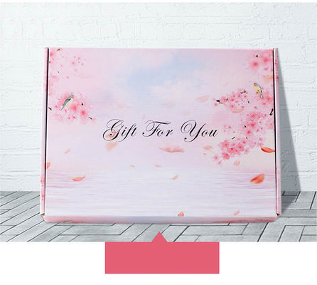 Flexo compensado que imprimía rosa de empaquetado de las cajas de la ropa de encargo acanaló