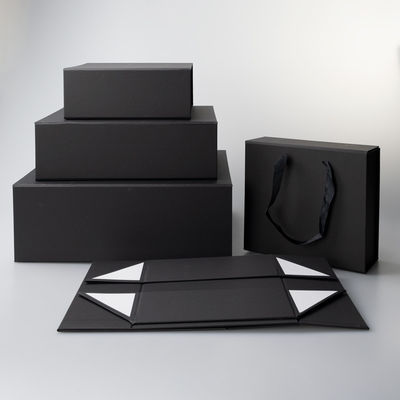 157gsm Art Paper Black Gift Box con el empaquetado magnético rígido plegable de la tapa