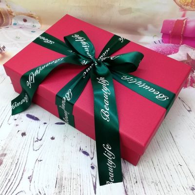 La Navidad pega CMYK que el regalo magenta caja de embalaje de cartón corrugado