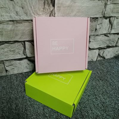La caja de empaquetado plegable 4C de CCNB en offset la caja acanalada de encargo del anuncio publicitario de la impresión