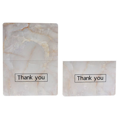 Debossing recicló las tarjetas de papel