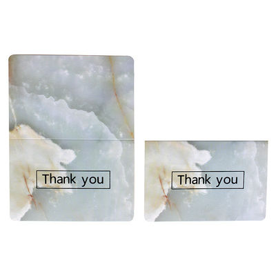 Debossing recicló las tarjetas de papel