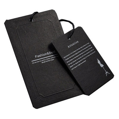 Los zapatos 350gsm de los bolsos cubrieron a Hang Tag Black White Print de encargo de papel