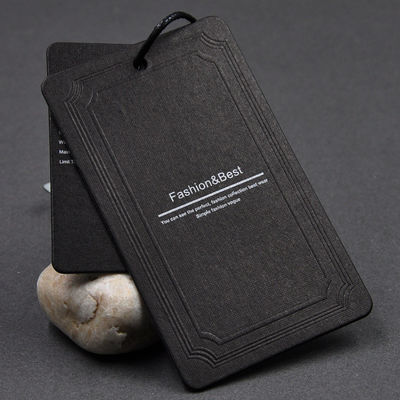 Los zapatos 350gsm de los bolsos cubrieron a Hang Tag Black White Print de encargo de papel