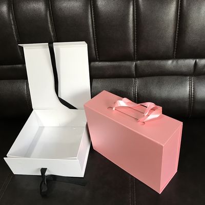 Caja de regalo plegable magnética del plegamiento CMYK PMS del cumpleaños con la cinta