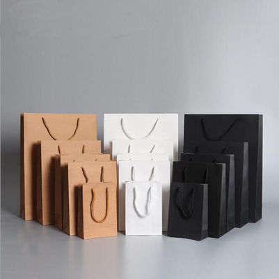 Bolsas de papel imprimibles de papel portátiles de la compensación 4C de Kraft para la tienda reutilizable
