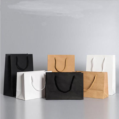 Bolsas de papel imprimibles de papel portátiles de la compensación 4C de Kraft para la tienda reutilizable