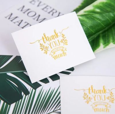 La tarjeta de la invitación del papel de la boda 350gsm Kraft del cumpleaños con envuelve